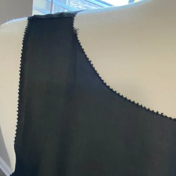 Sold!!!LILLY PULITZER BLACK DAISY FULTON EYELET DRESS SZ 2 - Picture 5 of 16